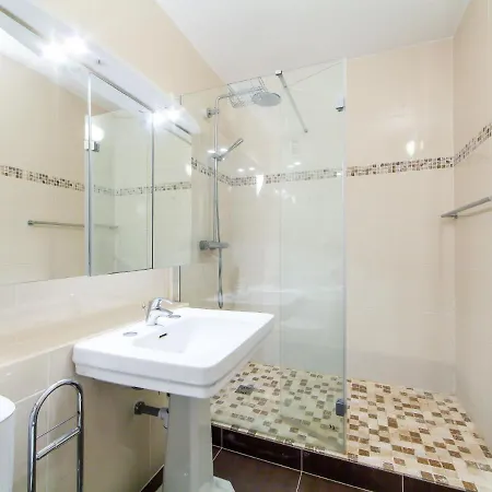 Alexandra Palace-3 By Interhome Apartment