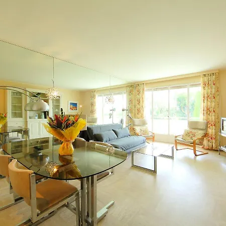 Alexandra Palace-3 By Interhome *
